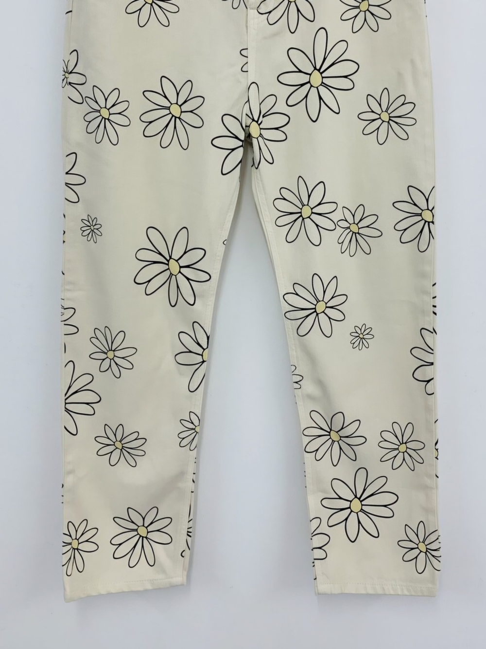 We The Free (Free People) Daisy Wren Straight Leg Jeans | Size 31 (12) - Picture 3 of 6